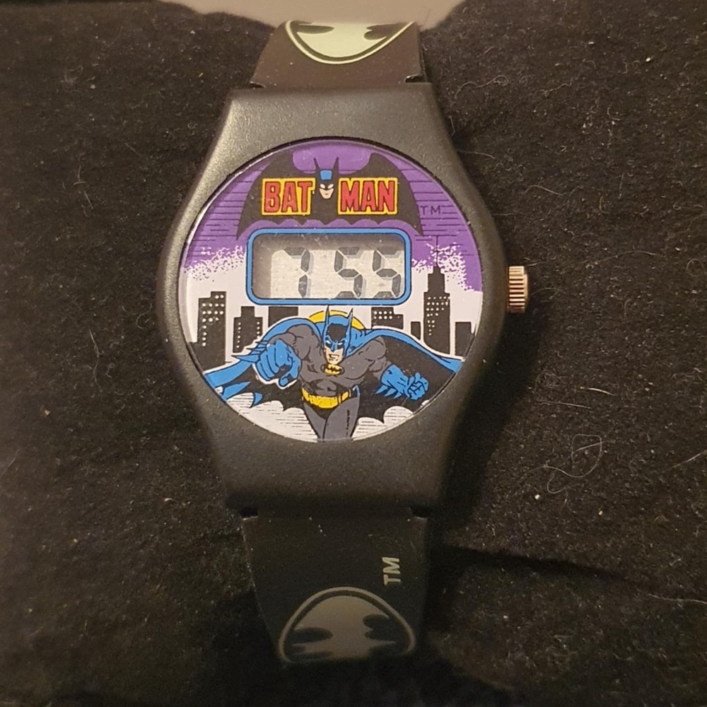 10/$20Vintage Batman by Quintel Digital Boy's Watch w/Glo in the dark band logos